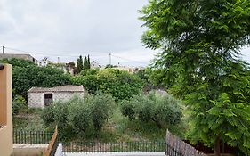 Katerina Apartments